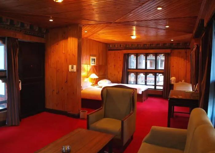Olathang Hotel
