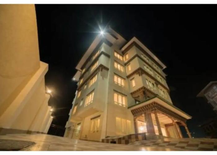 Hotel Lhayul