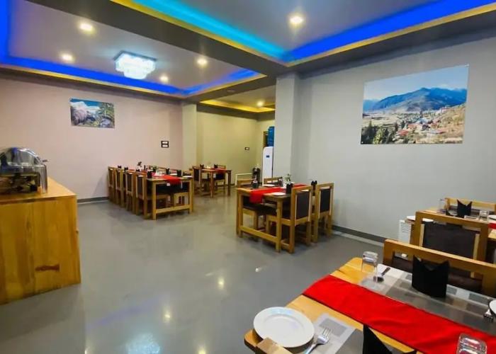 Tsherim Resort