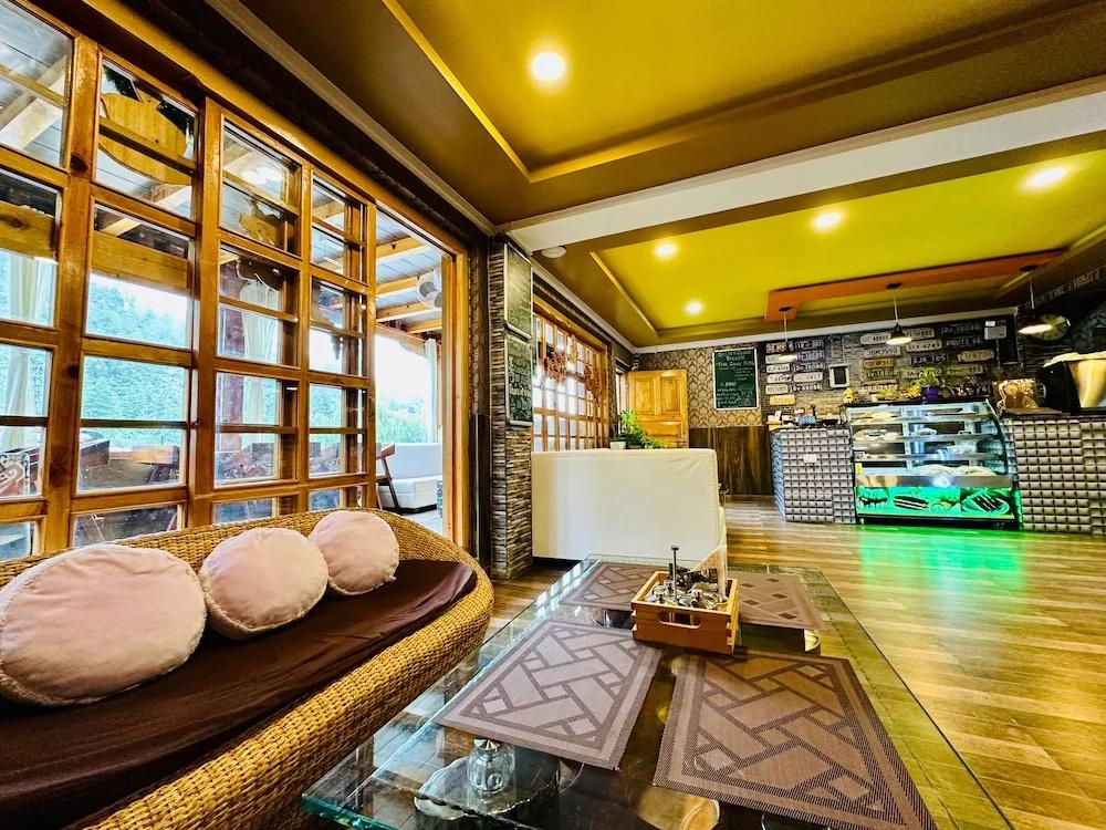 фото Silver Cloud Hotel