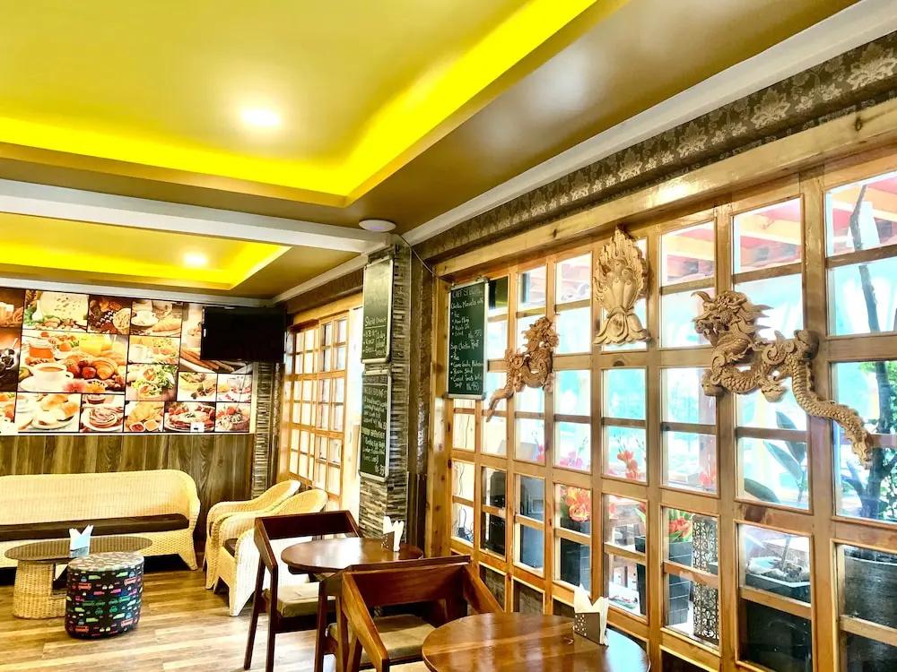 фото Silver Cloud Hotel