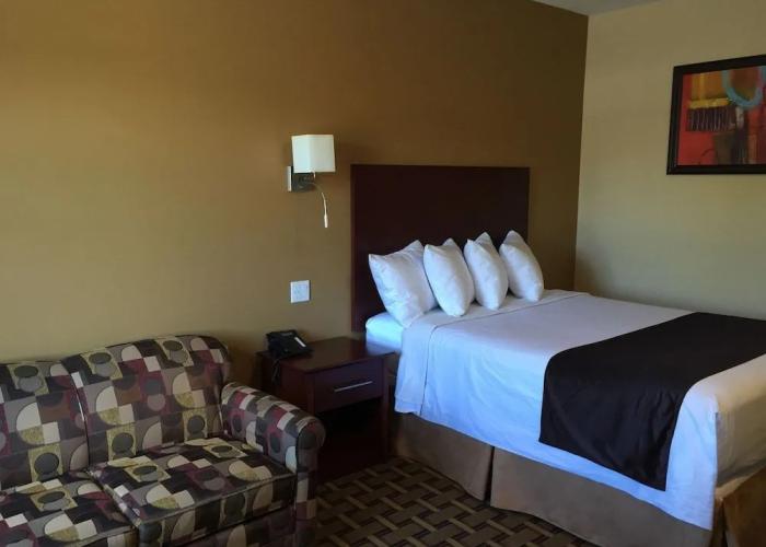 Fox Motor Inn