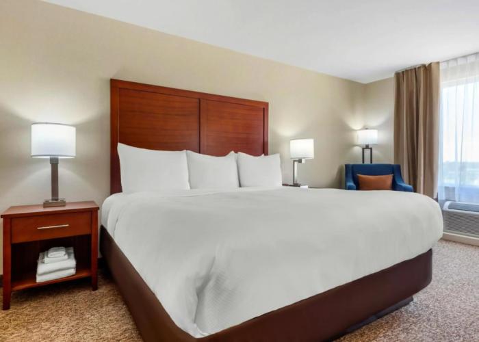 Comfort Inn & Suites