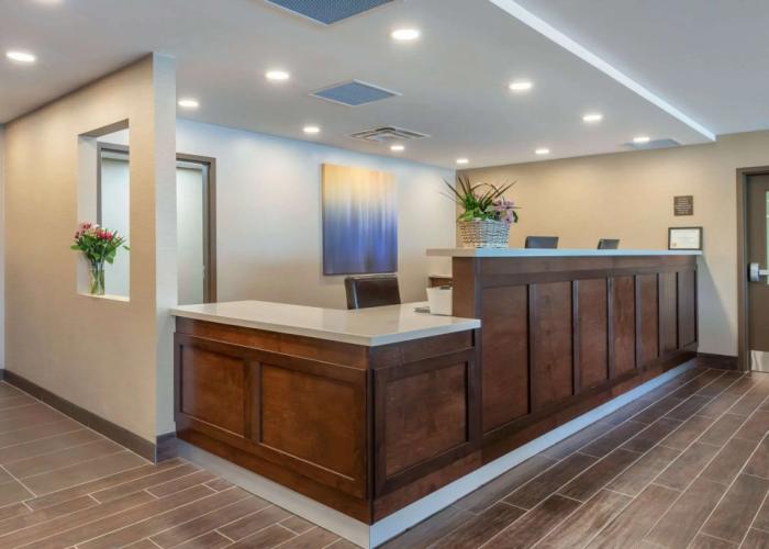 Comfort Inn & Suites