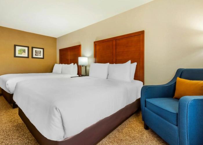 Comfort Inn & Suites