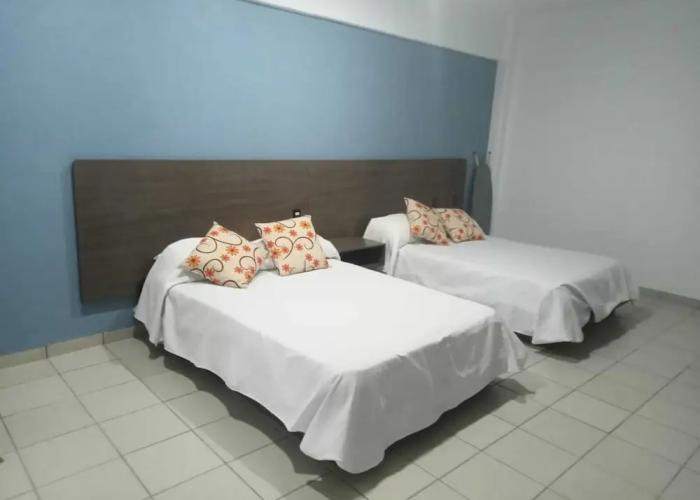 Monarca Hotel & Plaza