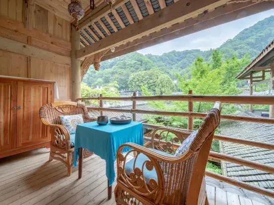 Qingchengshan Qing Lin Shan She Si Takinoyu B&B