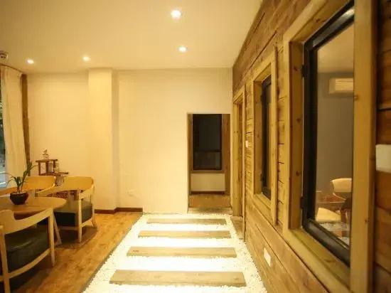 Qingchengshan Qing Lin Shan She Si Takinoyu B&B