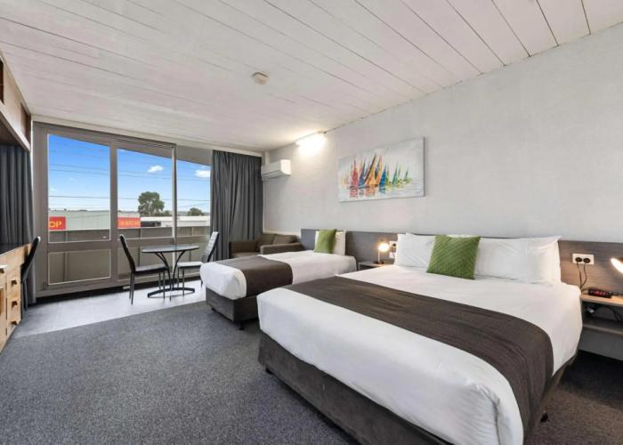 Bayside Hotel