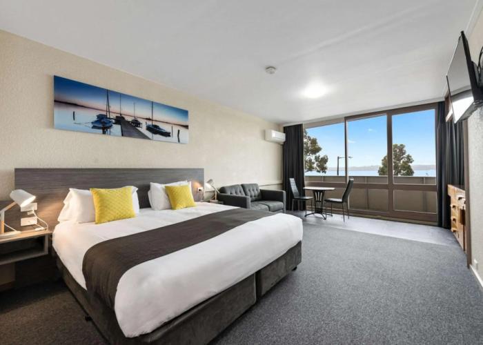 Bayside Hotel