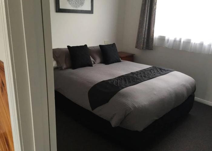 Georges Bay Apartments