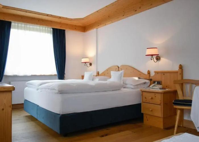 Hotel Tyrol