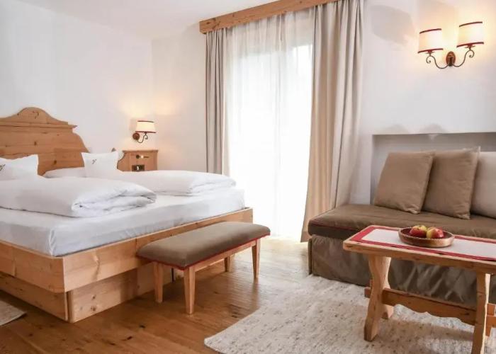 Hotel Tyrol