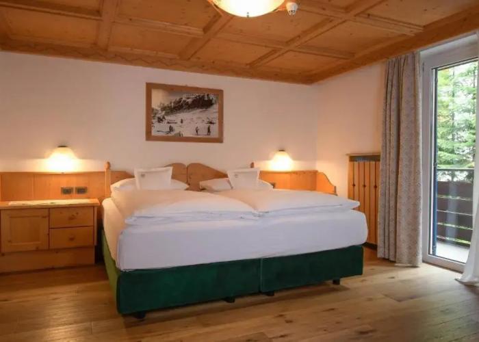 Hotel Tyrol