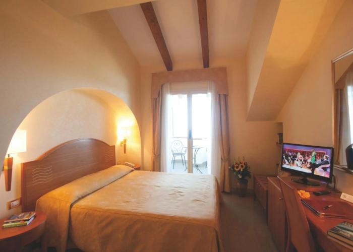 Hotel Tirreno