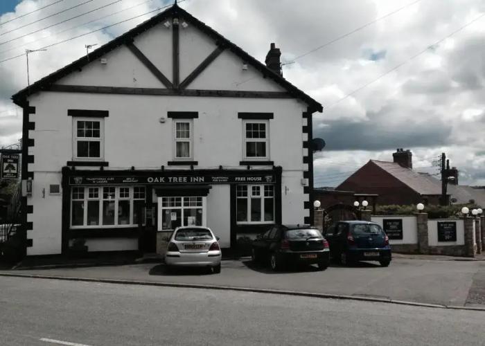 Oak Tree Inn