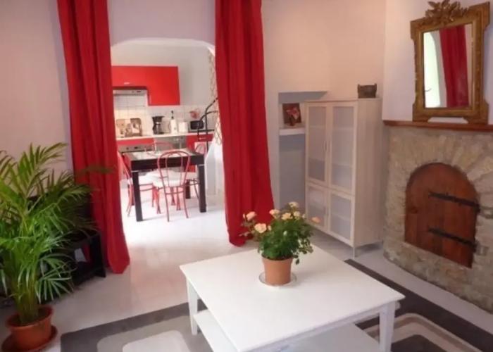 Les Belles de Mai guesthouse