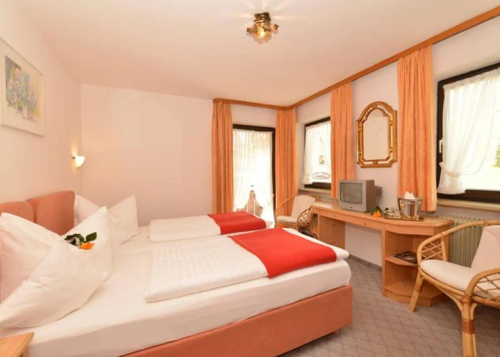 Hotel Adler