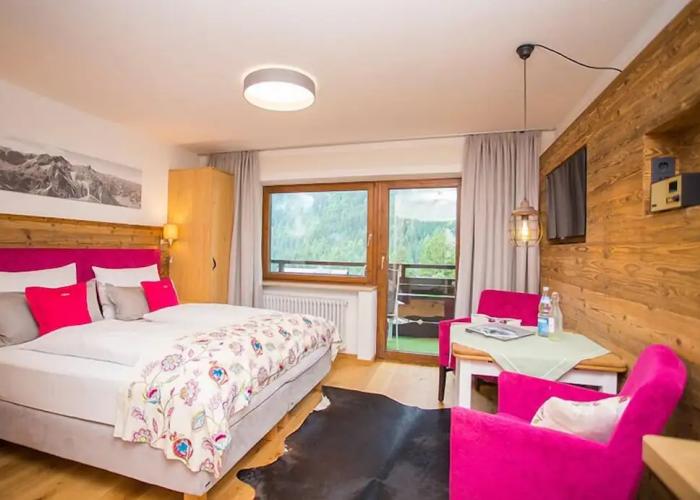 ALP-CHALET Ferienwohnungen Kleinwalsertal