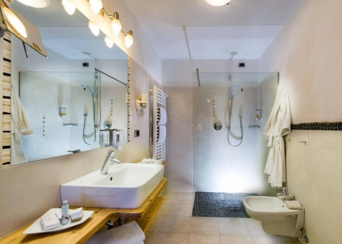 ABINEA Dolomiti Romantic Spa Hotel