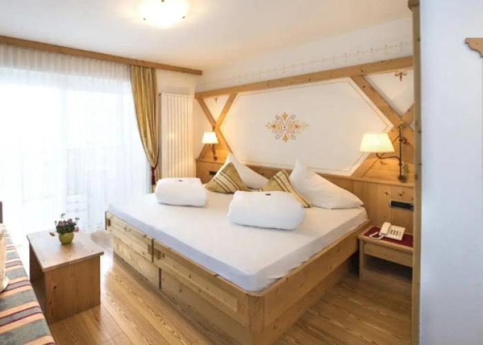 ABINEA Dolomiti Romantic Spa Hotel