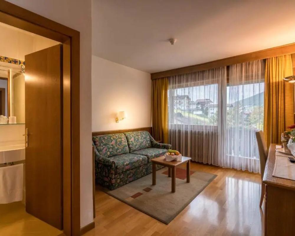фото Hotel Hell