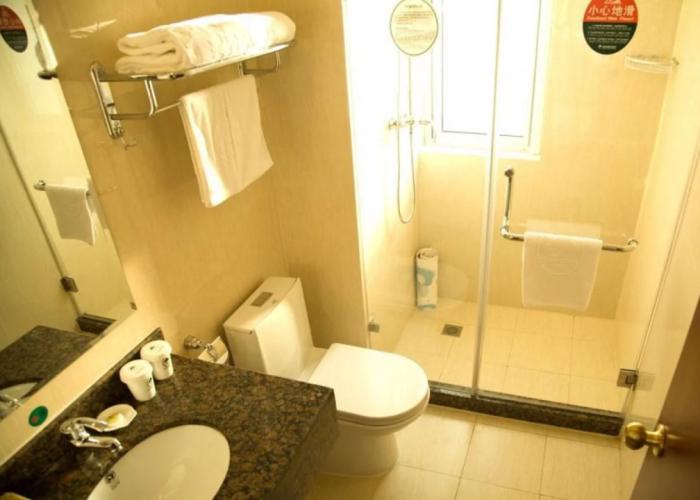 GreenTree Inn Taizhou Xinghua Zhangguo Bus Station Express Hotel