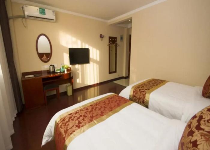 GreenTree Inn Taizhou Xinghua Zhangguo Bus Station Express Hotel