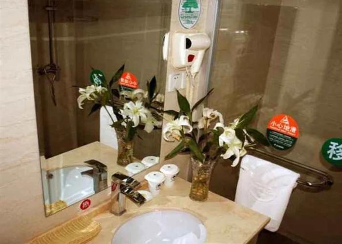 GreenTree Inn Taizhou Xinghua Anfeng Runan Garden Express Hotel