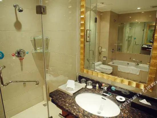 Chunlan Hotel