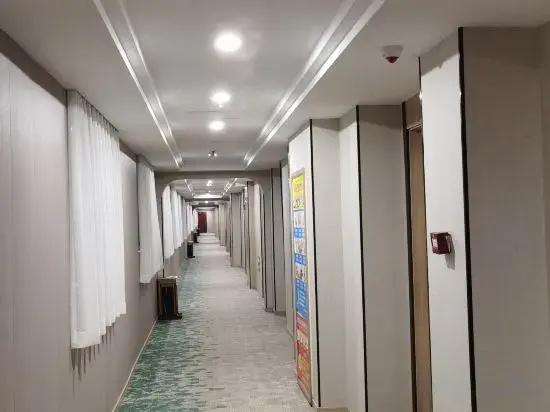 GreenTree Inn (Xinghua Yingwu South Road RT-Mart)