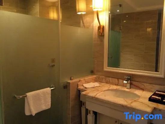 Jinlong Hotel