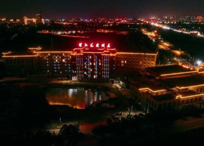 Riverside Hotel