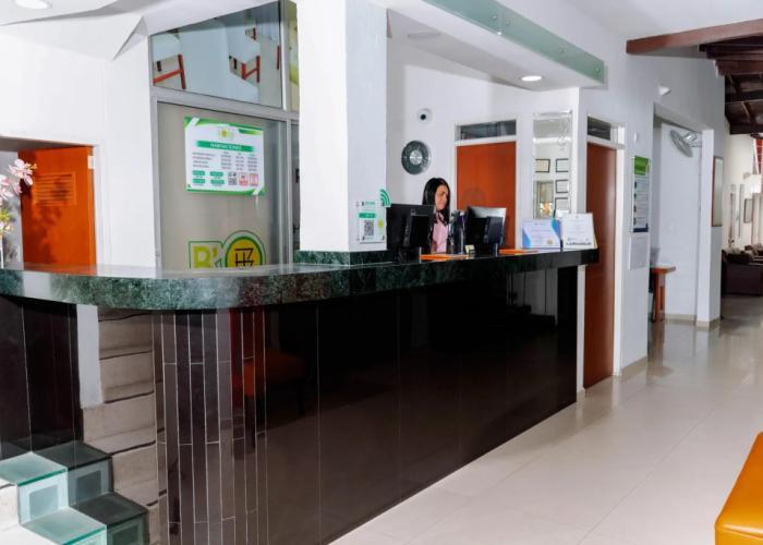 Hotel BQuin Plaza