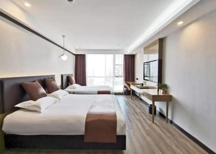 GYA Taizhou Jingjiang City South Century Plaza Hotel