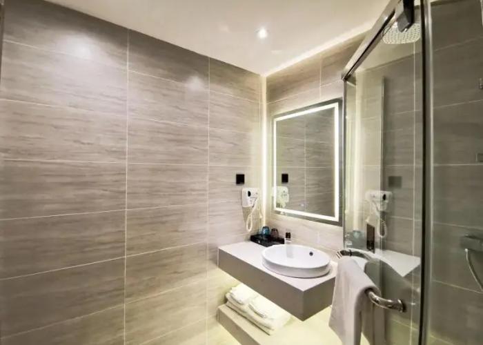 GYA Taizhou Jingjiang City South Century Plaza Hotel