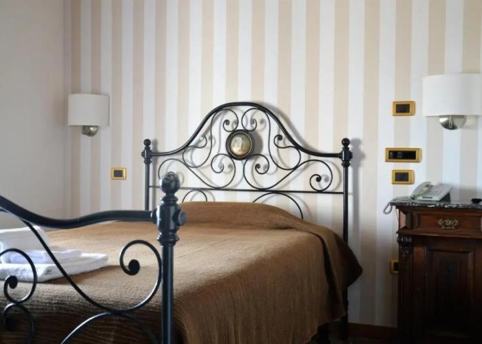 S. Martin Hotel