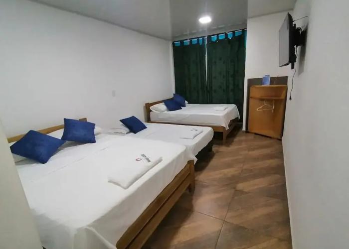 Hotel Media Luna