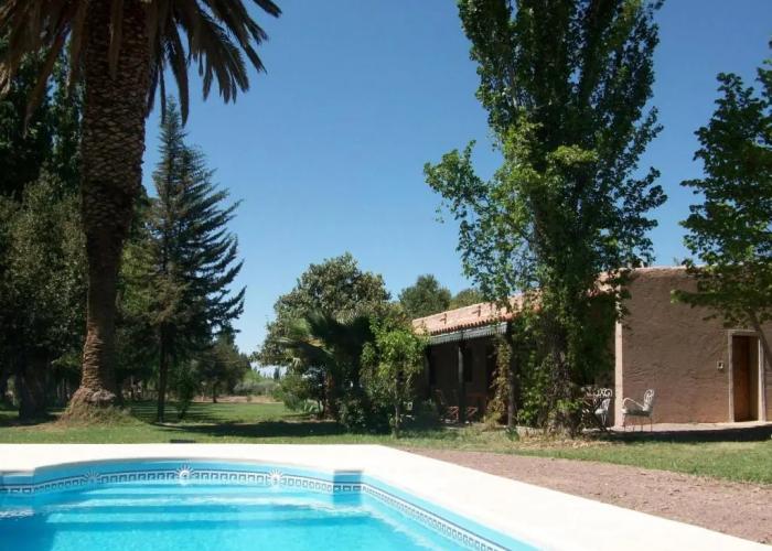 Posada Cavieres Wine Farm