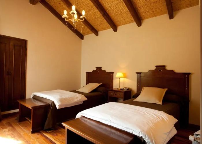 Marques de Tojo Hotel