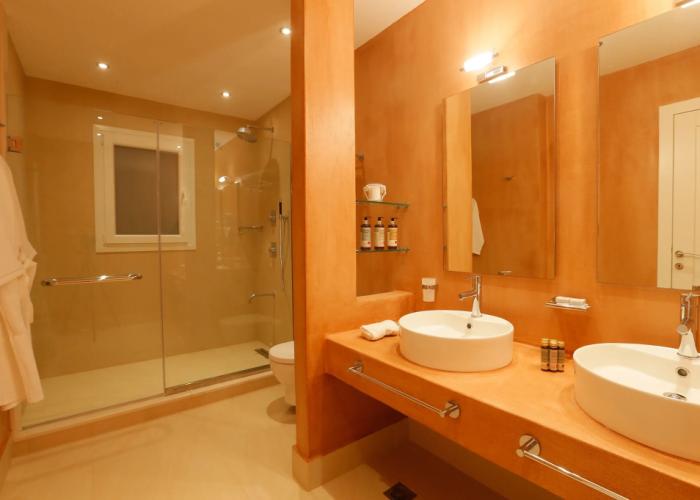 Pictures Suites