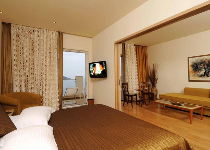 Akrotiri Beach Resort Hotel - Adults friendly