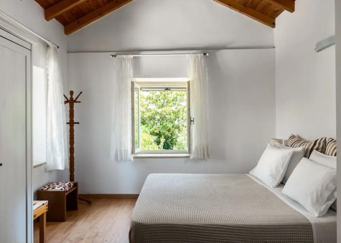 Traditional Rustic Maisonette By Konnect