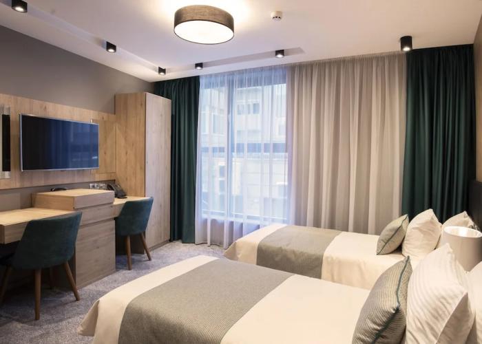 Family Hotel Business Club