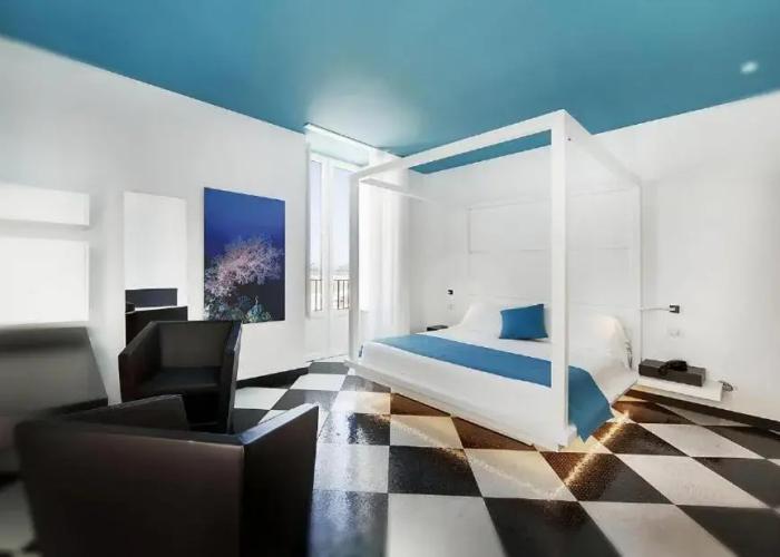 Zafran Boutique Hotel