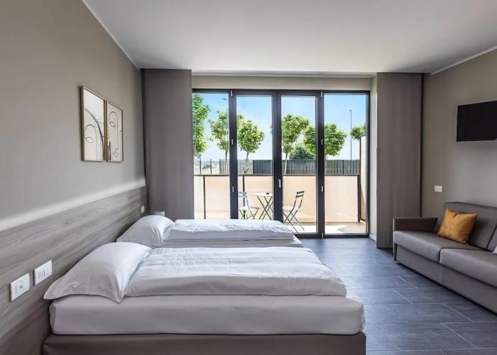 Virtual-Superior Apartments Milano Opera