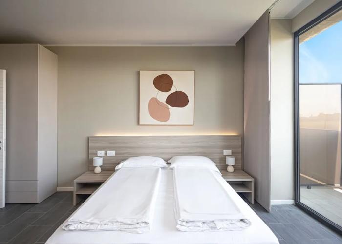 Virtual-Superior Apartments Milano Opera