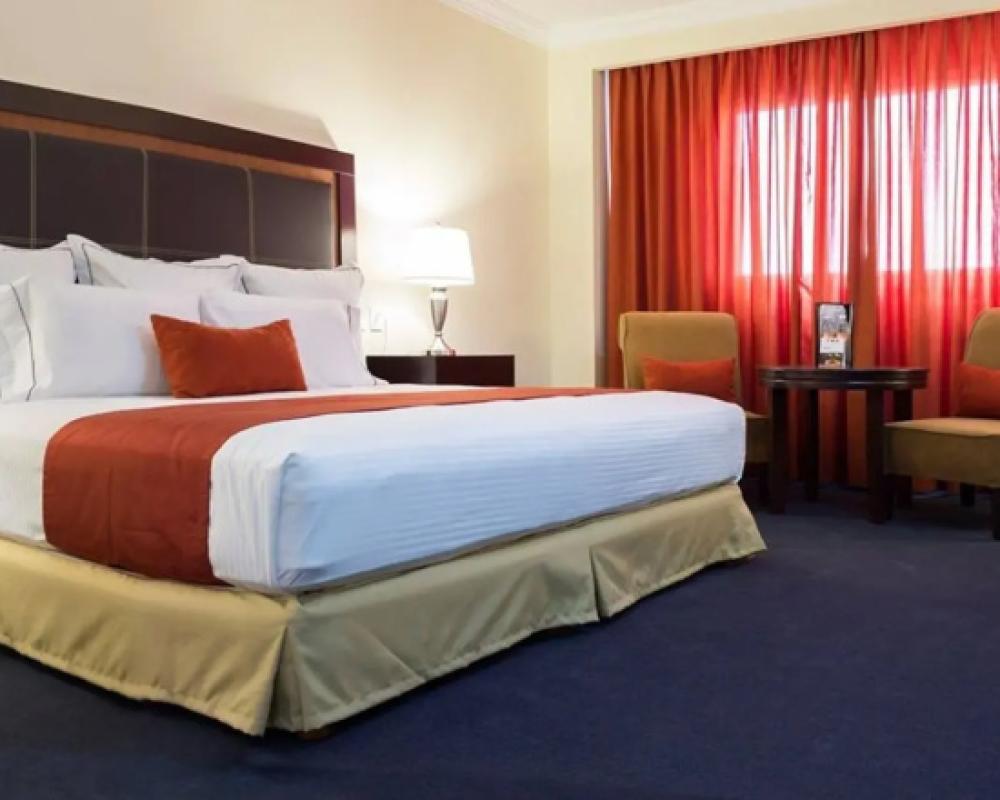 фото Hotel Two Select