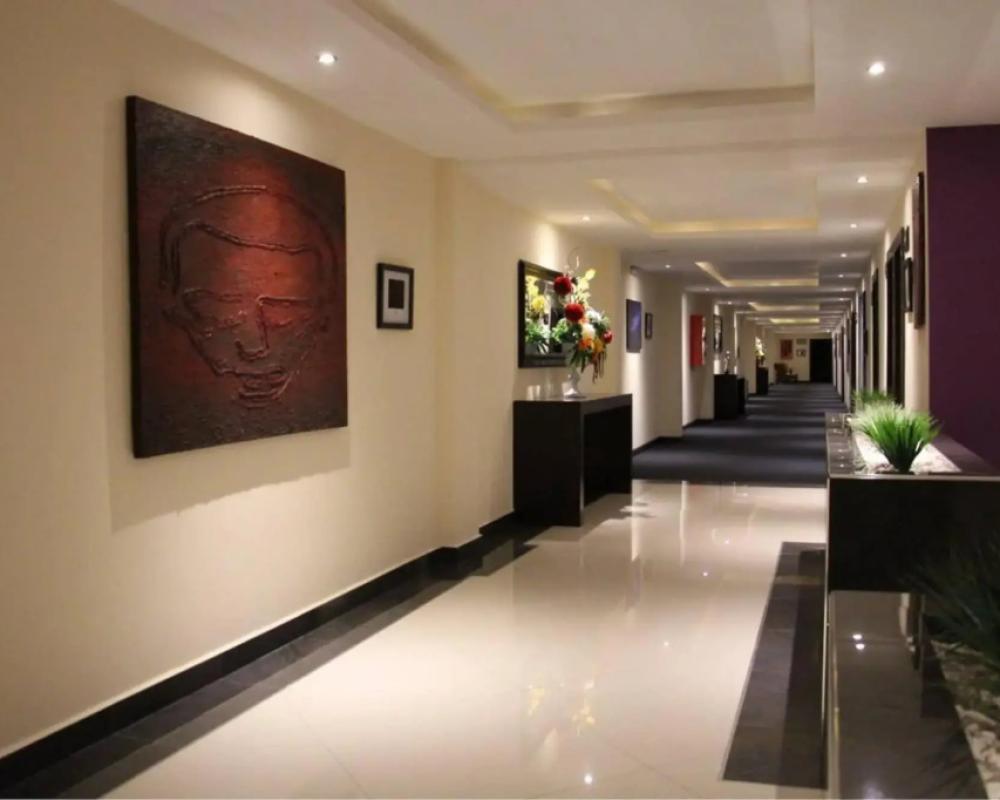 фото Hotel Two Select