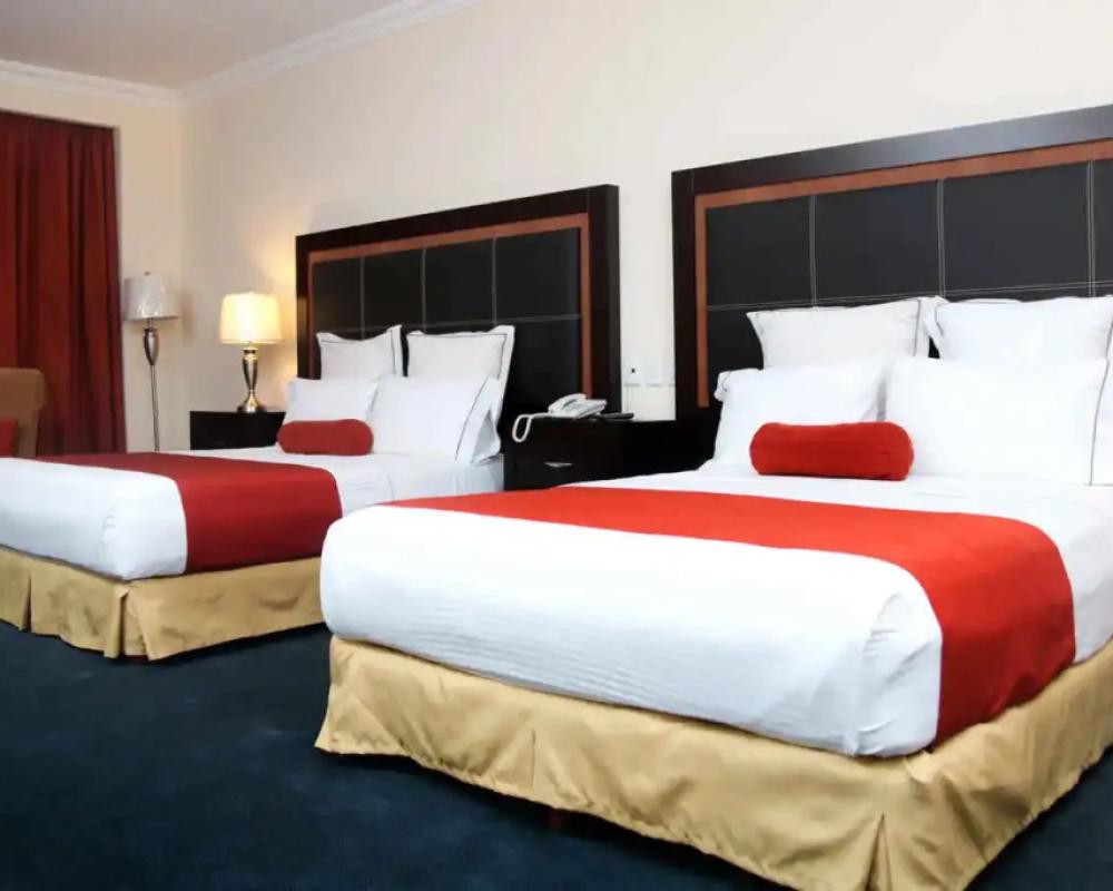 фото Hotel Two Select